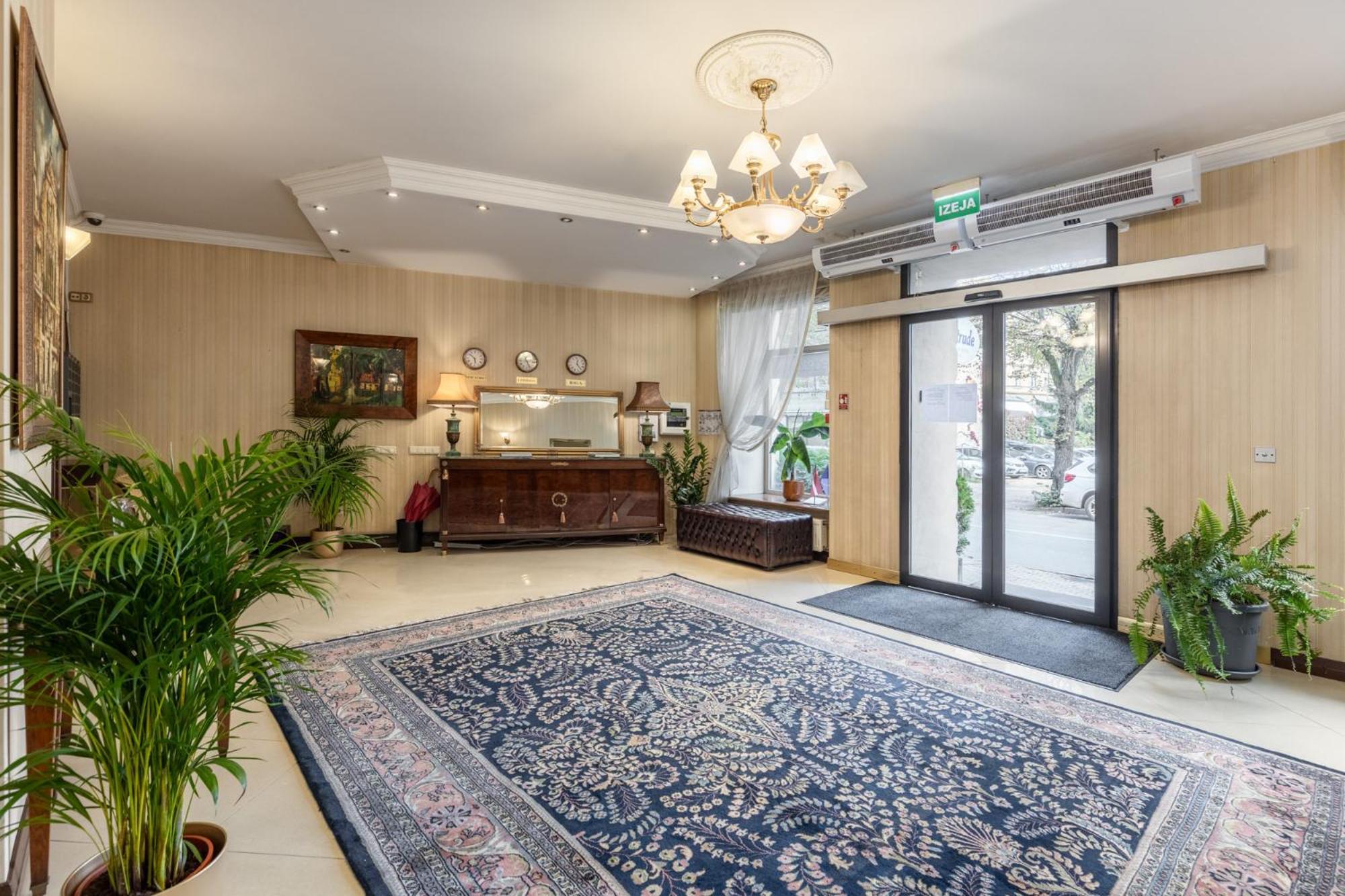 Gertrude Hotel Self Check-In Riga Exterior foto